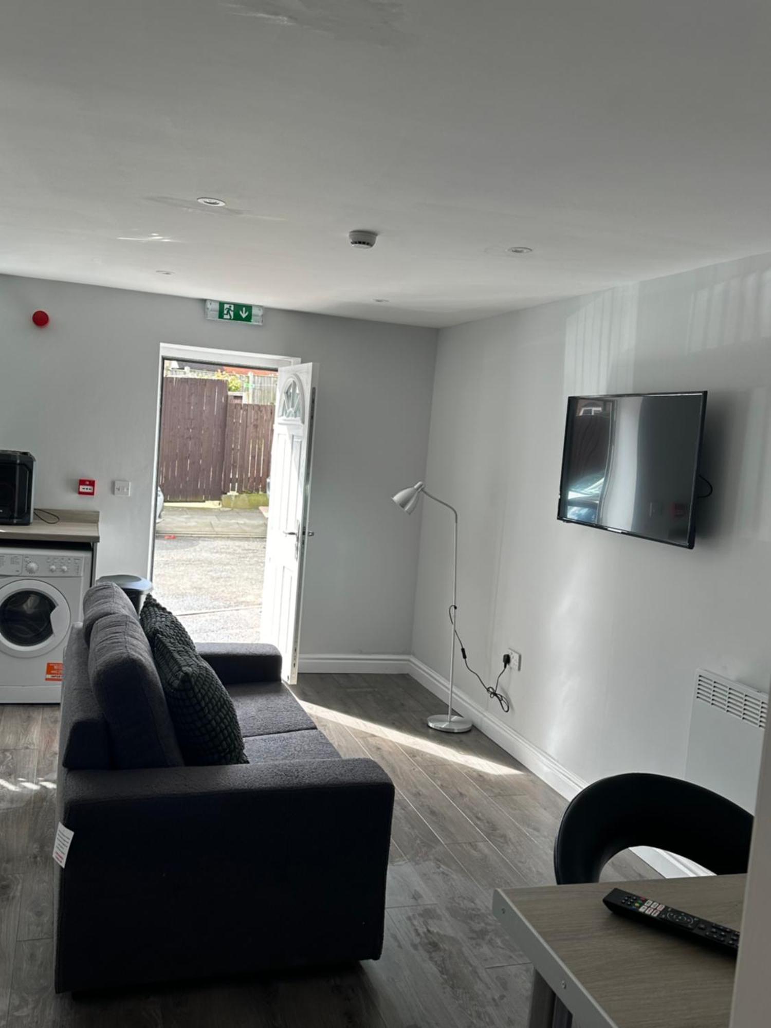 Smeaton Serviced Accommodation Liverpool Exterior photo